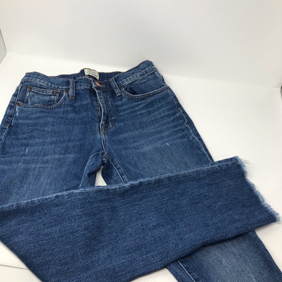 J. Crew Denim - J Crew slim broken in boyfriend blue jeans size 25